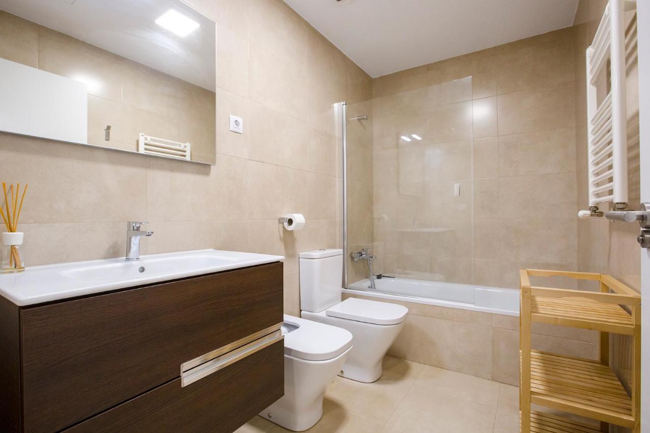 Zalbidea Apartamentos Nuevos Con Garaje Y Wifi Bilbao Buitenkant foto