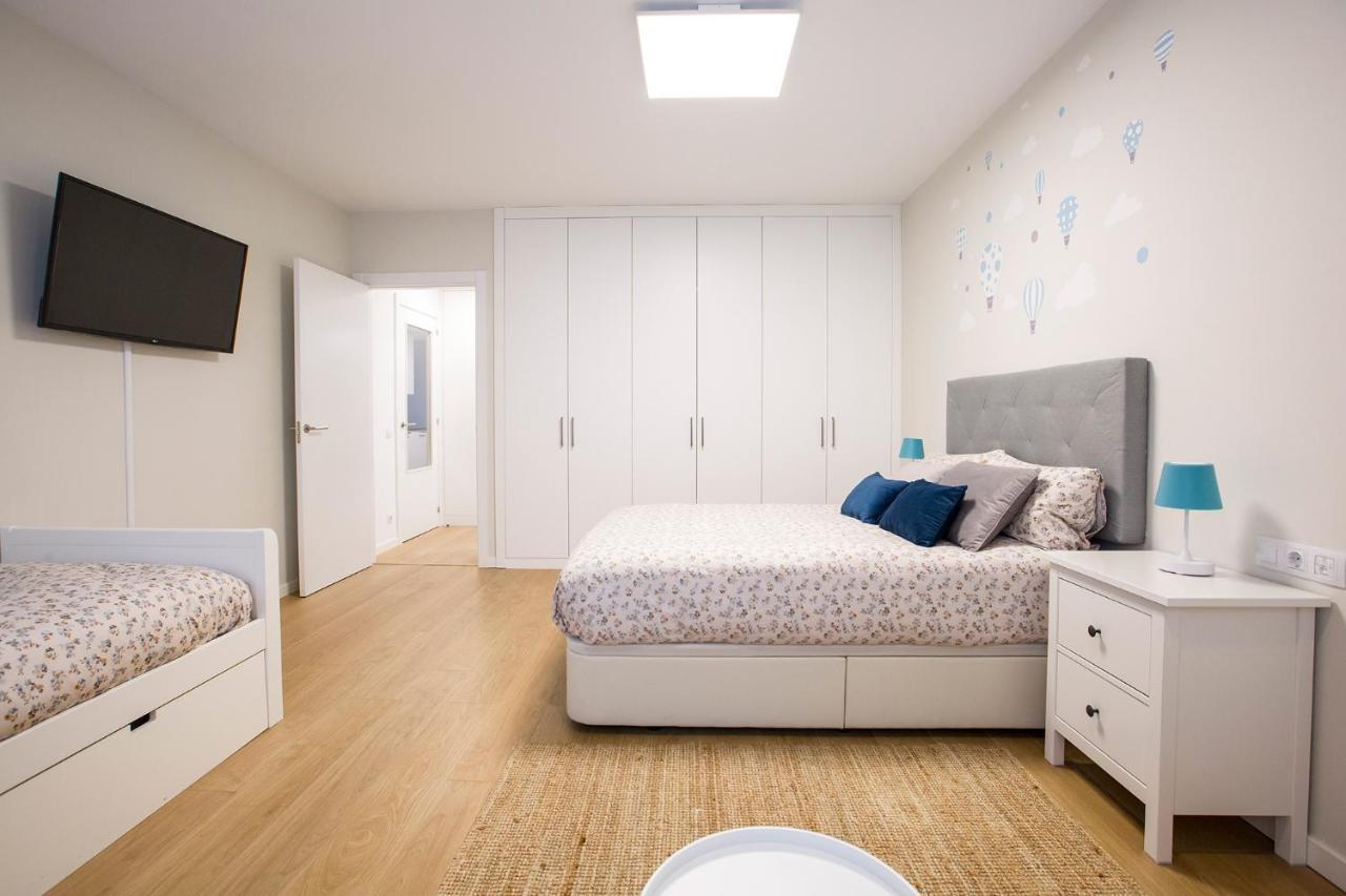 Zalbidea Apartamentos Nuevos Con Garaje Y Wifi Bilbao Buitenkant foto